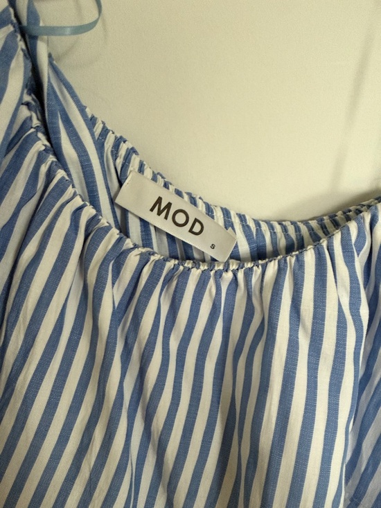 MOD Blue Striped One Shoulder Romper Ruffle Detail | Summer Vacation Size S - Picture 2 of 5